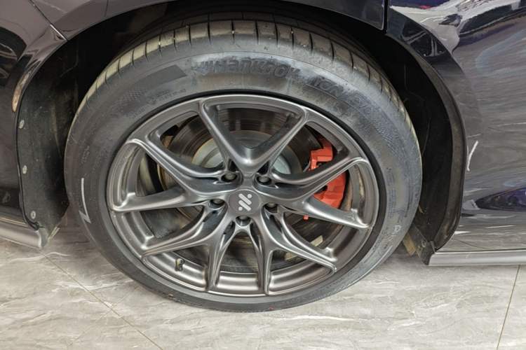 Used IM L6 2024 Max Standard Edition Exterior 4
