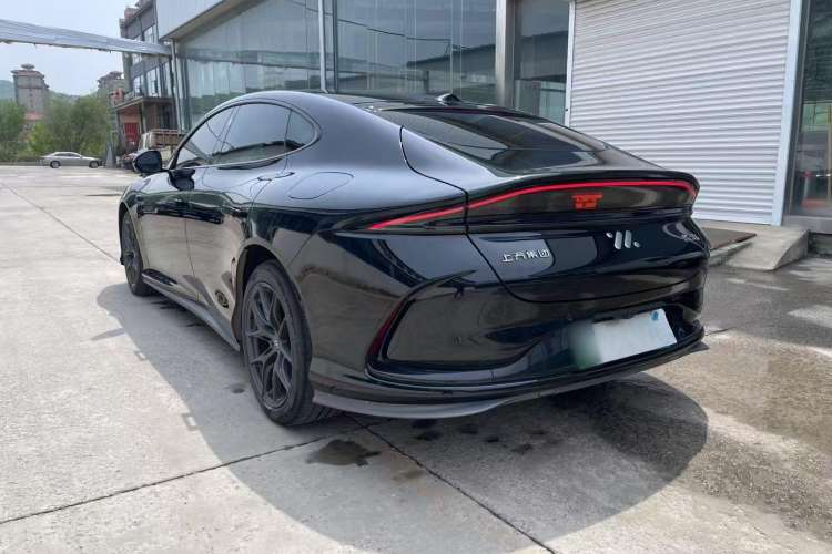 Used IM L6 2024 Max Enhanced Performance Edition Exterior 4