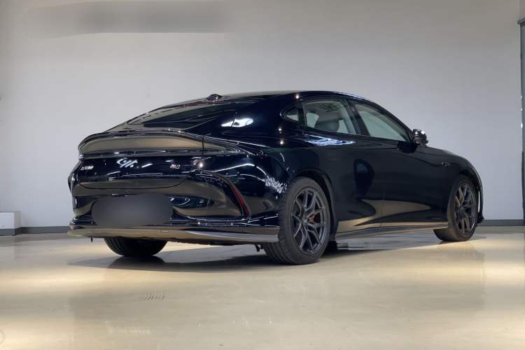 Used IM L6 2024 Max Standard Edition Exterior 5
