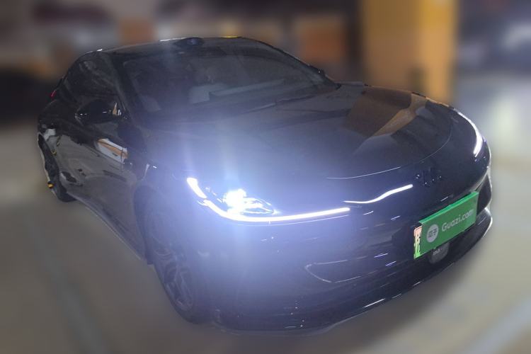 Used IM L6 2024 Max Standard Edition Front Right 45 Deg