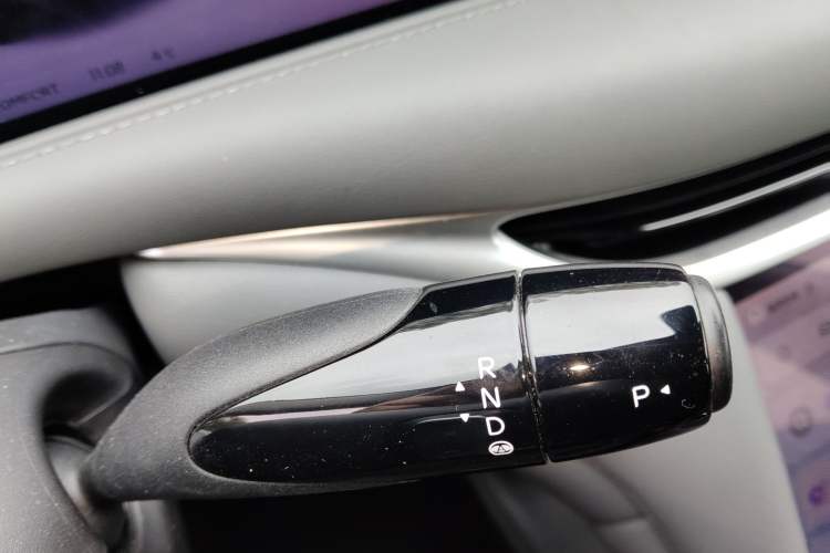 Used IM L6 2024 Max Enhanced Performance Edition Gear Lever
