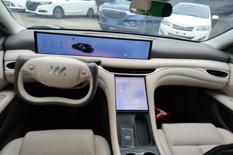 Used IM L6 2024 Max Long-Range Version Interior 2