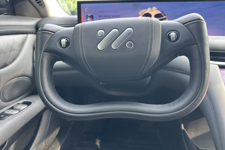 Used IM L6 2024 Max Standard Edition Interior 6