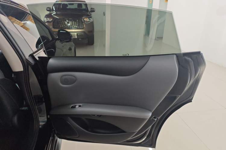 Used IM L6 2024 Max Enhanced Performance Edition Interior 6