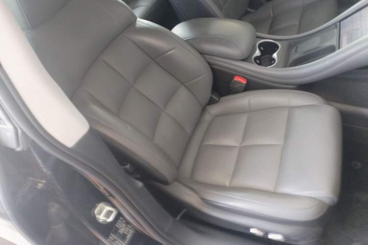 Used IM L6 2024 Max Enhanced Performance Edition Interior 6