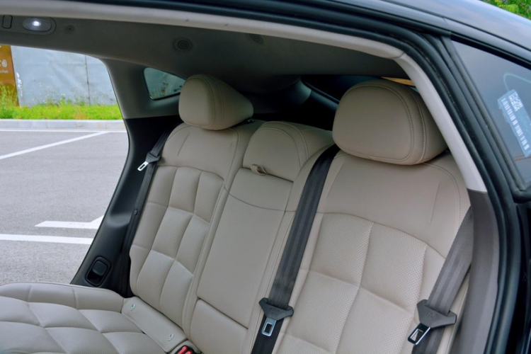 Used IM L6 2024 Max Standard Edition Interior 7