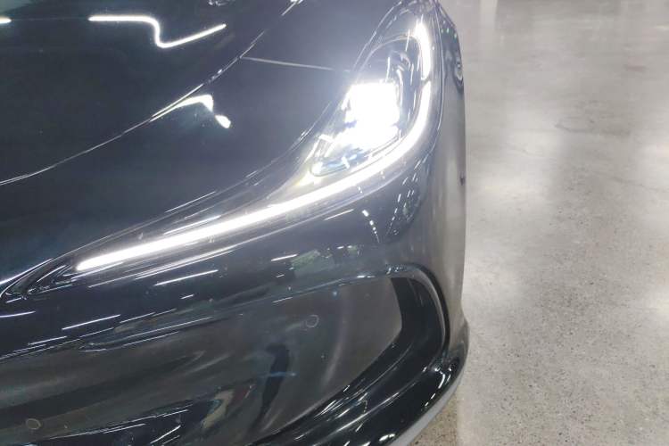 Used IM L6 2024 Max Enhanced Performance Edition Left Front Headlight