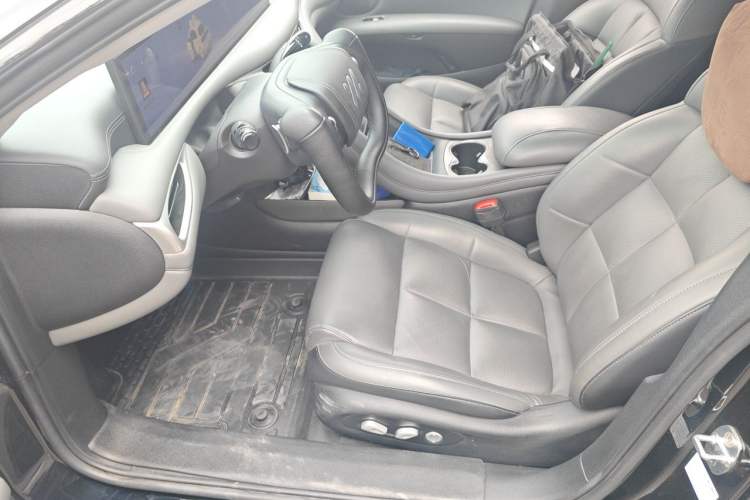 Used IM L6 2024 Max Standard Edition Left Front Seat