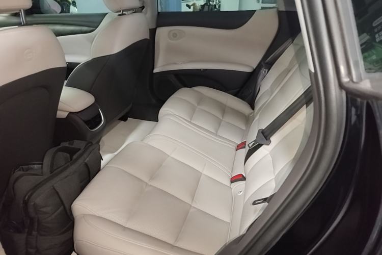 Used IM L6 2024 Max Standard Edition Left Rear Seat