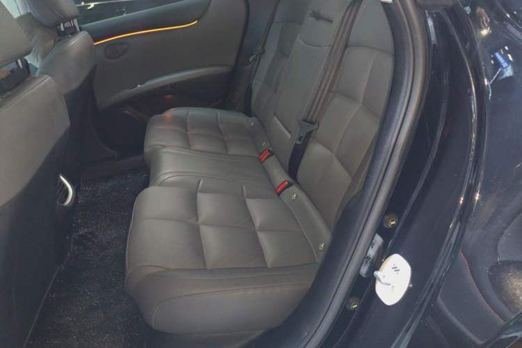 Used IM L6 2024 Max Standard Edition Left Rear Seat