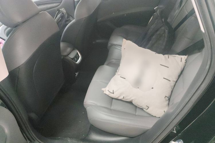 Used IM L6 2024 Max Enhanced Performance Edition Left Rear Seat