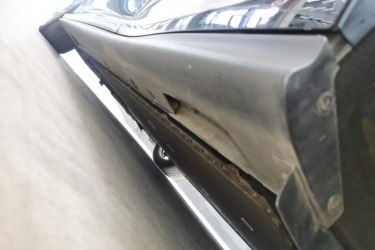 Used IM L6 2024 Max Standard Edition Left Side Sill