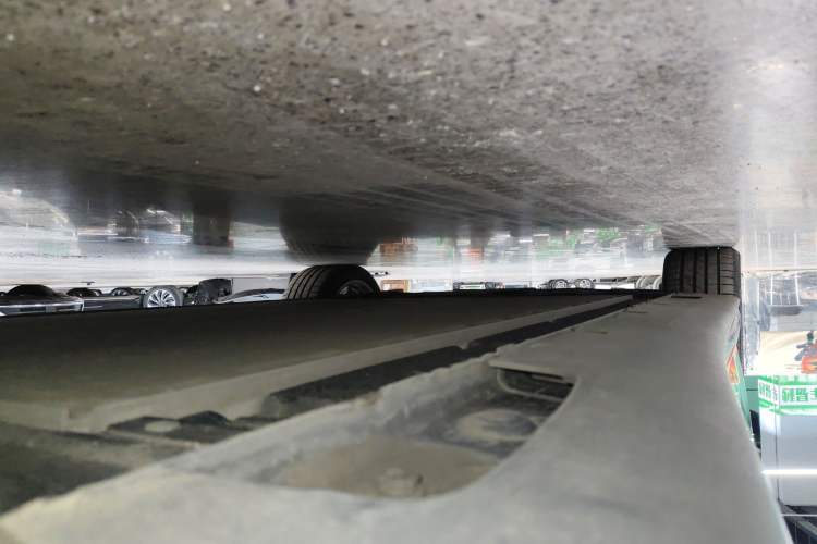 Used IM L6 2024 Max Enhanced Performance Edition Left Side Sill