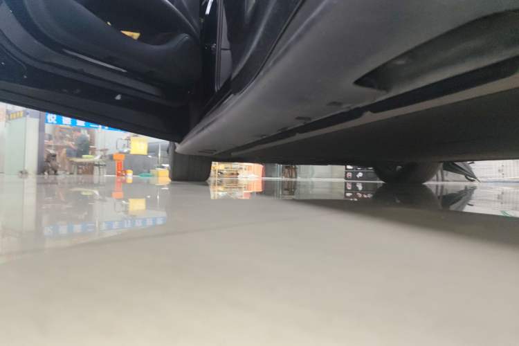 Used IM L6 2024 Max Enhanced Performance Edition Left Side Sill