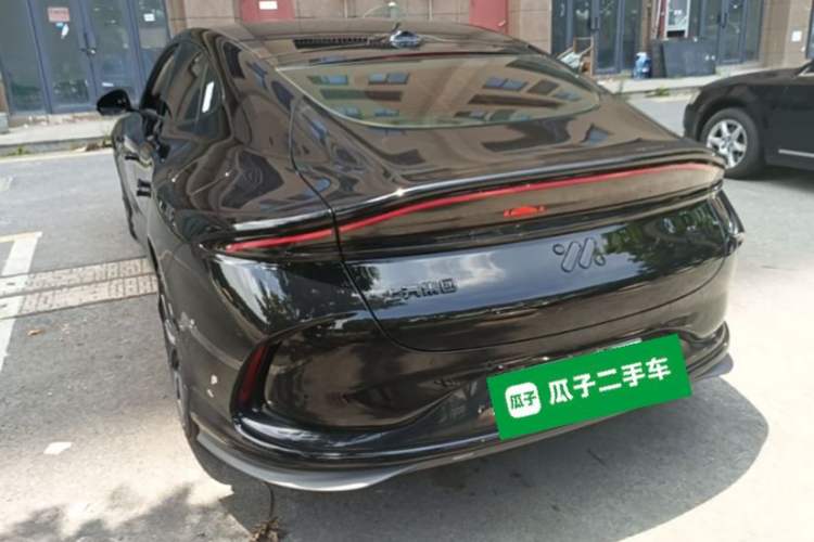 Used IM L6 2024 Max Standard Edition Rear Left 45 Deg