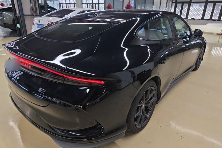 Used IM L6 2024 Max Standard Edition Rear Right 45 Deg