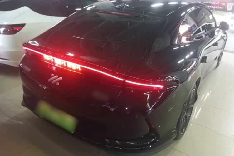 Used IM L6 2024 Max Standard Edition Rear Right 45 Deg