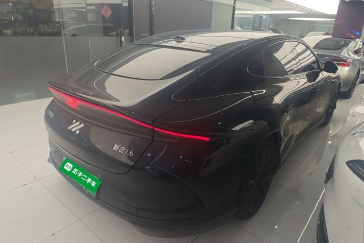 Used IM L6 2024 Max Enhanced Performance Edition Rear Right 45 Deg