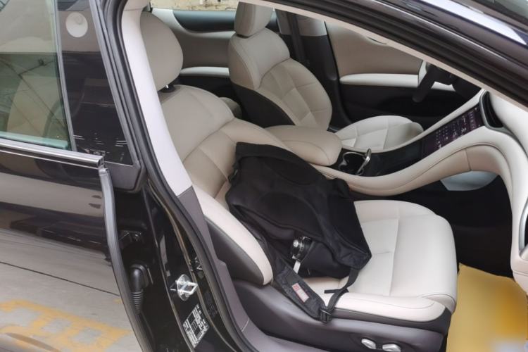 Used IM L6 2024 Max Standard Edition Right Front Seat
