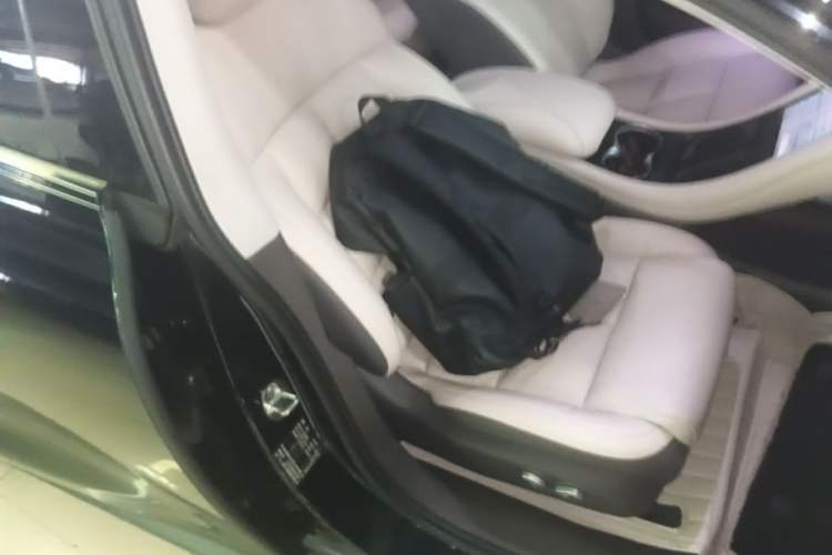 Used IM L6 2024 Max Standard Edition Right Front Seat