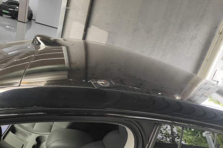 Used IM L6 2024 Max Enhanced Performance Edition Roof