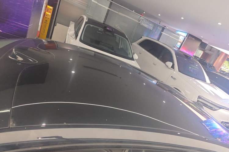 Used IM L6 2024 Max Enhanced Performance Edition Roof