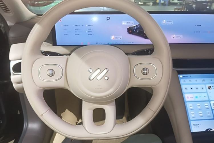 Used IM L6 2024 Max Extended-Range Version Steering Wheel