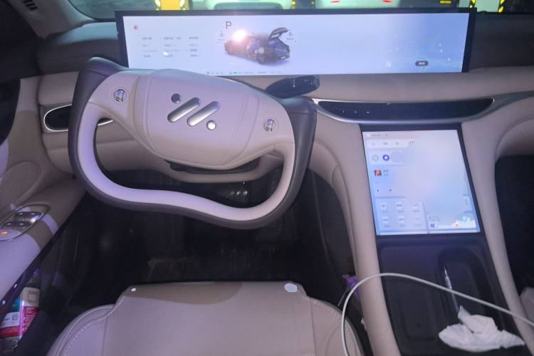 Used IM L6 2024 Max Standard Edition Steering Wheel