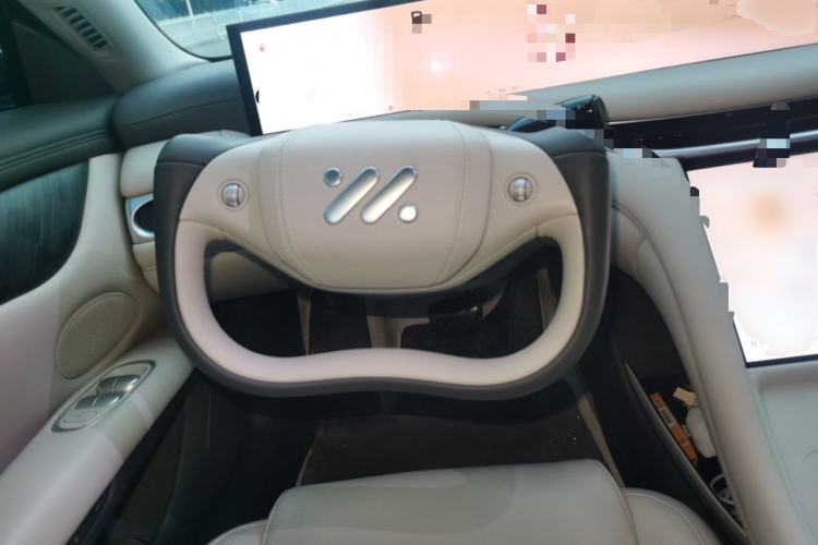 Used IM L6 2024 Max Standard Edition Steering Wheel