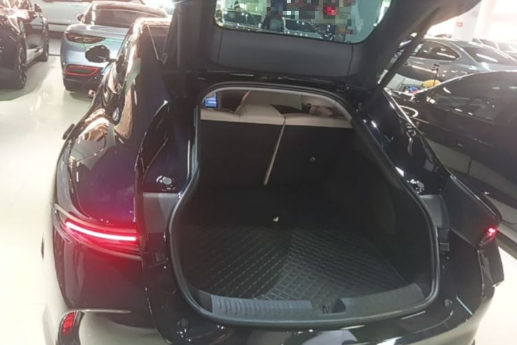 Used IM L6 2024 Max Extended-Range Version Trunk