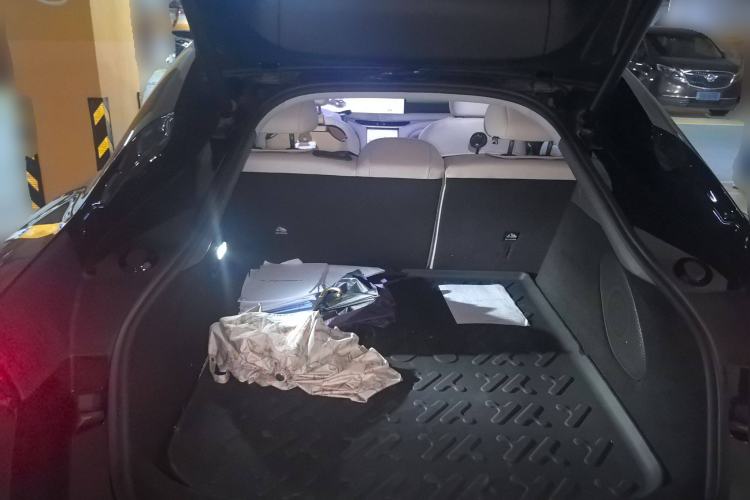 Used IM L6 2024 Max Standard Edition Trunk
