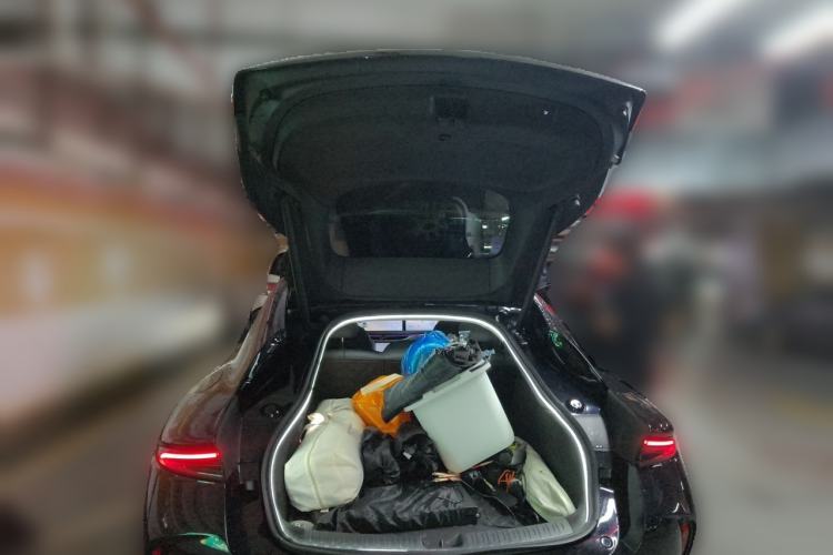 Used IM L6 2024 Max Enhanced Performance Edition Trunk