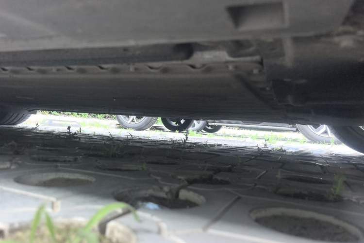 Used IM L6 2024 Max Standard Edition Chassis Front Right
