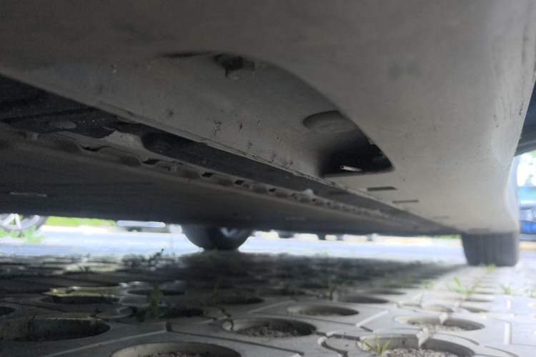 Used IM L6 2024 Max Standard Edition Chassis Rear Right