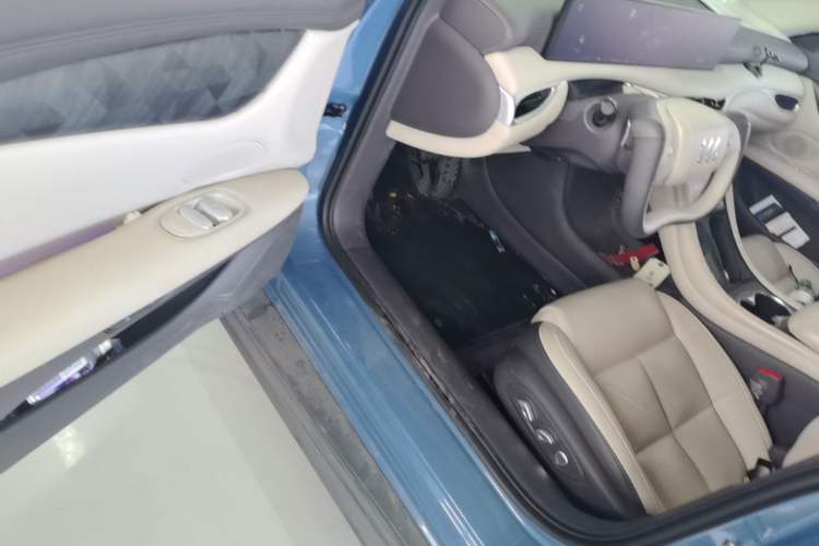 Used IM L6 2024 Max Standard Edition Driver Seat
