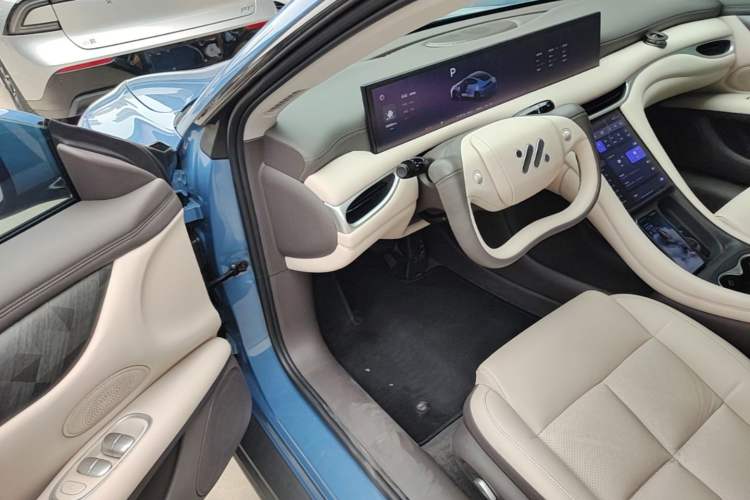 Used IM L6 2024 Max Standard Edition Driver Seat
