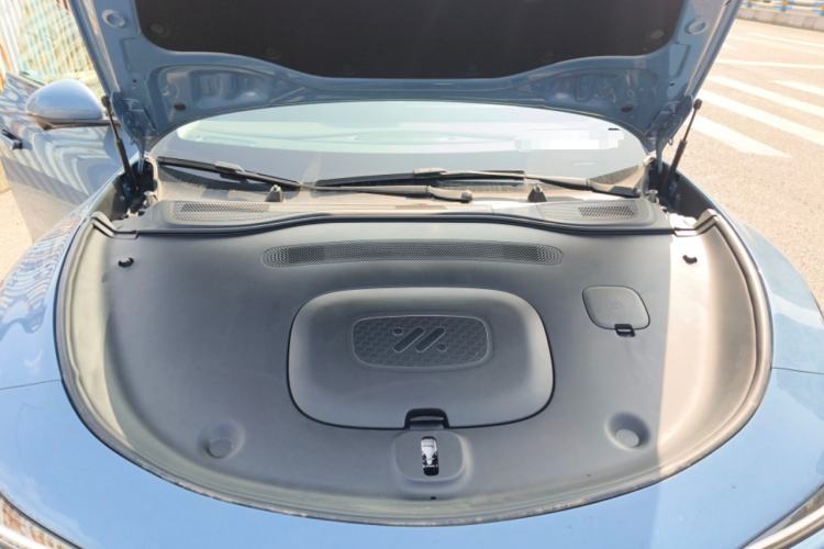 Used IM L6 2024 Max Standard Edition Engine Bay
