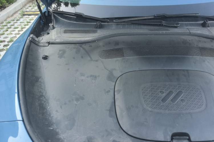 Used IM L6 2024 Max Standard Edition Engine Bay Right