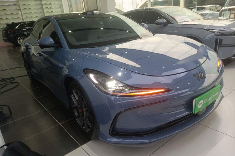 Used IM L6 2024 Max Standard Edition Exterior 2