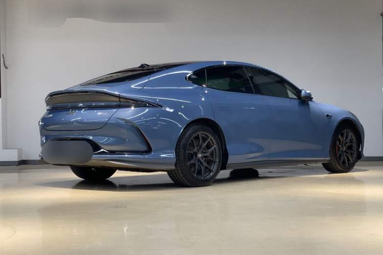 Used IM L6 2024 Max Standard Edition Exterior 4