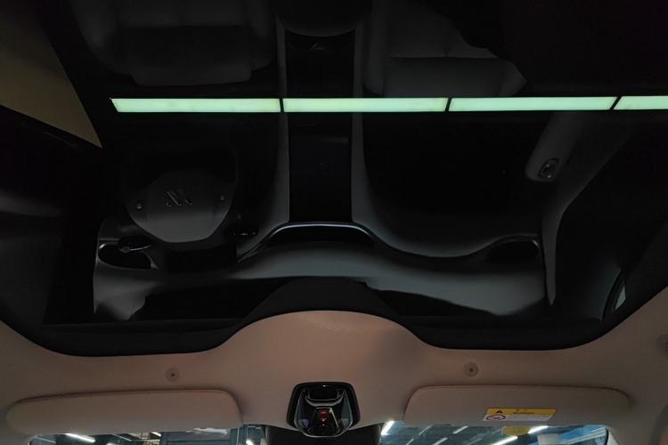 Used IM L6 2024 Max Standard Edition Headliner
