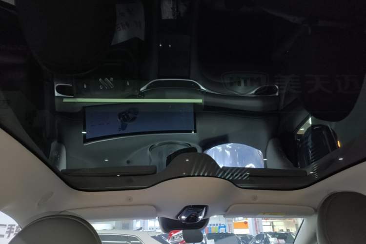Used IM L6 2024 Max Standard Edition Headliner