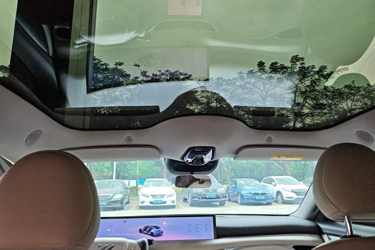 Used IM L6 2024 Max Standard Edition Headliner