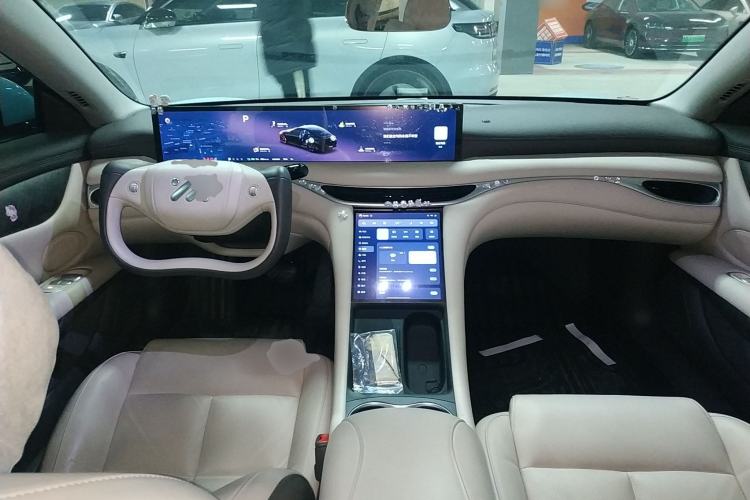 Used IM L6 2024 Max Standard Edition Interior 2