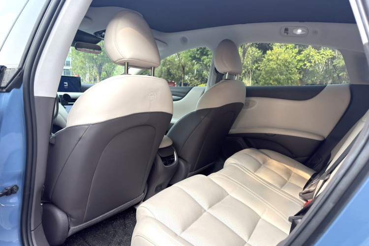 Used IM L6 2024 Max Extended-Range Version Interior 3