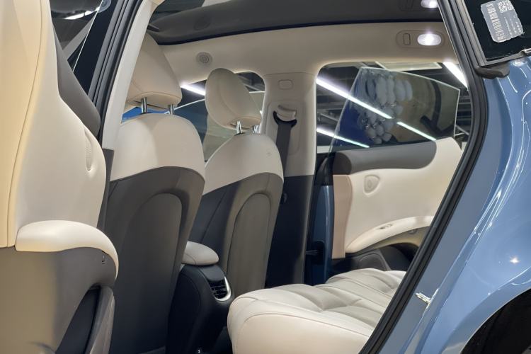 Used IM L6 2024 Max Standard Edition Interior 6