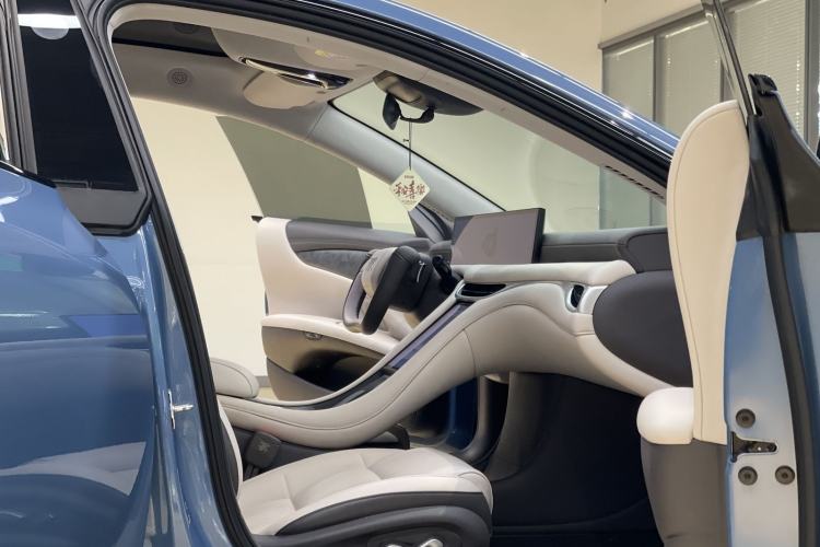 Used IM L6 2024 Max Standard Edition Interior 6