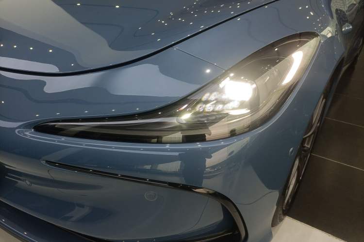 Used IM L6 2024 Max Standard Edition Left Front Headlight