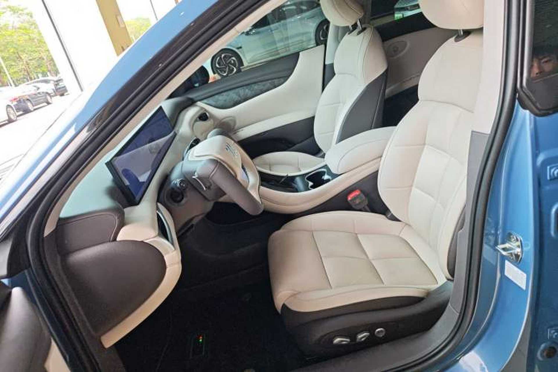 Used IM L6 2024 Max Standard Edition Left Front Seat