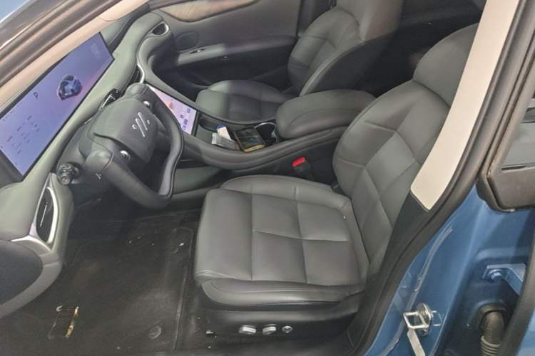 Used IM L6 2024 Max Standard Edition Left Front Seat